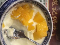 -赵记传承特色牛奶甜品(泉城广场店)