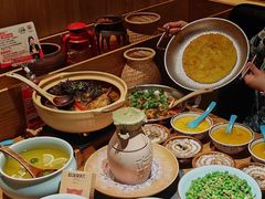 -吃饭皇帝大土家民族菜(正大广场店)