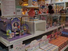 -泡泡玛特POPMART(上海环球港店)