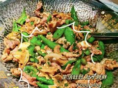 -费大厨辣椒炒肉(万家丽一店)