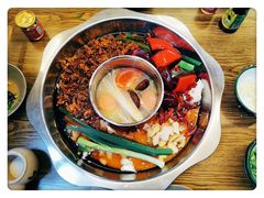 -周幺妹重庆老火锅(银泰城总店)