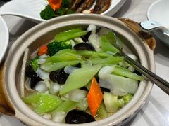 -满江红四季餐厅 · 国家五钻级酒家(新纪元大酒店店)