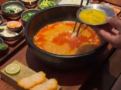 -银米·云南传统过桥米线(双廊黑金冠店)
