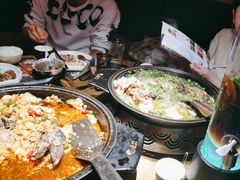 -吞鱼兽麻辣烤鱼(万达店)