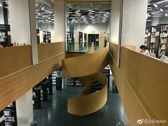 -汕头大学-图书馆