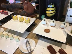 -大中华希尔顿酒店-念自助餐·嗨啤·小龙虾