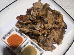 老味熏排骨-沽上民肴·海鲜锅贴·天津菜(福州道鸿正家园店)