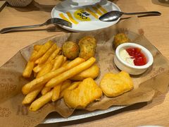 -菲滋意式餐厅(富阳东方茂店)