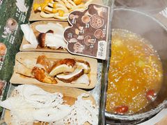 -芸山季·云南山珍菌火锅(人民广场来福士店)