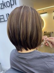 -卓梵美发·精品Salon