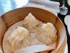 蟹粉小笼包-九里云松·天香餐厅