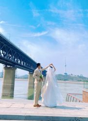 -青禾蒙娜丽莎婚纱摄影(武汉总店)