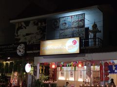 -周日夜市