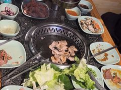 -釜御山海鲜烤肉火锅自助(新城市中心店)