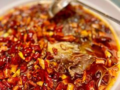 至激酸辣汤灼肥牛-悦湖公馆