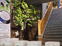 -南海底小海鲜·湘菜(鲁巷吴家湾店)