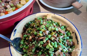 Grandmother's Stewed Meat and Long Beans