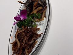 -海派美食·家宴海鲜青岛菜·石锅鲽鱼头(东方城店)
