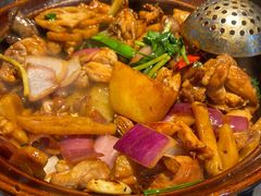 -胡须佬鸡煲四季火锅(海雅缤纷城店)