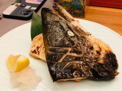 鹽烤三文魚頭-隐泉之语日式料理(王府中环店)
