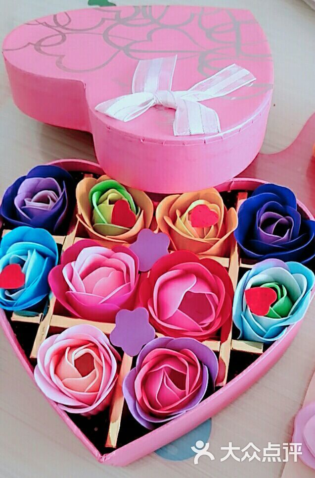 皂生活diy手工坊玫瑰皂花礼盒,送朋友,送亲人,送情人都可以哦,皂花都