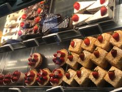 -幸福西饼面包茶饮(车公庙店)