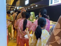 -涨巢·潮玩水疗局