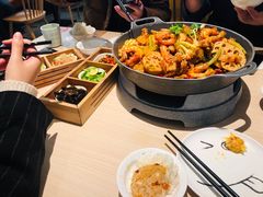 -精悦蓉(松江万达广场店)