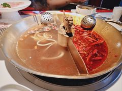 -小龙翻大江文化火锅(宽窄店)