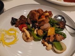 鲜云椒牛肝菌炒M6澳洲和牛-三号黄浦会Canton Table