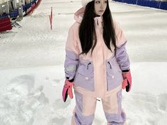 -乔波室内滑雪场