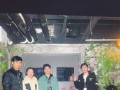 -荒岛实景沉浸密室(江汉路1店)