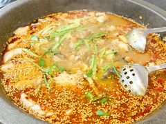 -灶知轩湘西石锅鱼(万佳广场店)