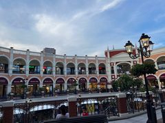 -佛罗伦萨小镇广佛名品奥特莱斯(疏港路店)