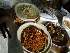 黄豆猪尾煲-阿英煲(凉城路店)