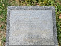 -廖仲恺何香凝墓