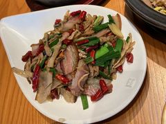 -云海肴·汽锅鸡·云南代表菜(天山百盛优客店)