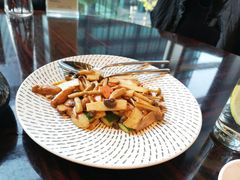 小瓜炒杂菌-新天世纪中餐厅