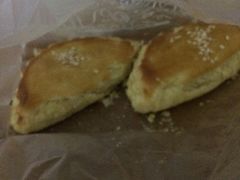 -华荣西饼(列东店)