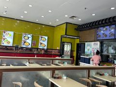 -龙记桂林米粉(财满街店)