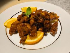 -穹六人间 people 6(岳阳路店)