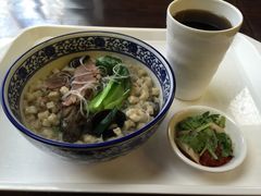 -陕西名小吃(T3航站楼一店)