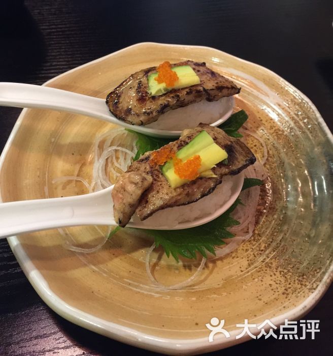 陆颖霞上传的图片