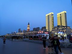 -东港音乐喷泉广场