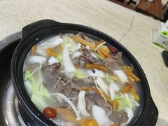 -九寨特色牦牛肉汤锅 羊肉汤锅