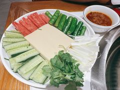 -玺炖·中国铁锅炖(虹桥天街店)