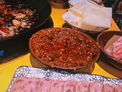 麻辣牛肉-周幺妹重庆老火锅(银泰城总店)