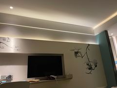 -白玉兰酒店(上海田子坊马当路地铁站店)