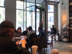 大堂-星巴克(北京三里屯SOHO一店)