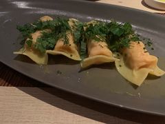 龙虾和虾仁饺子，柠檬和香草-Mercato莫卡多露台餐厅与酒吧(K11店)